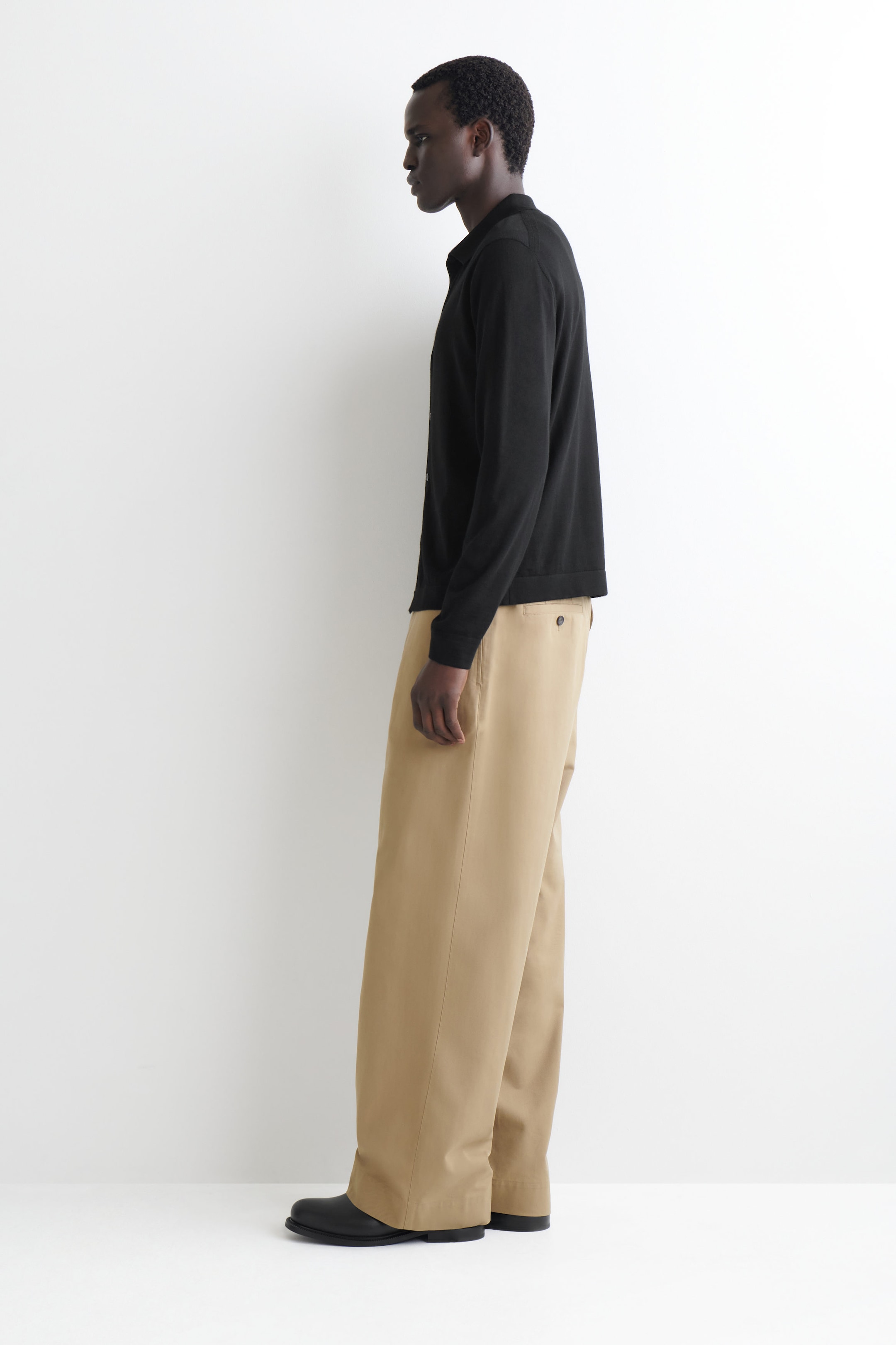 Tailored Linen Dress Shirt view 3